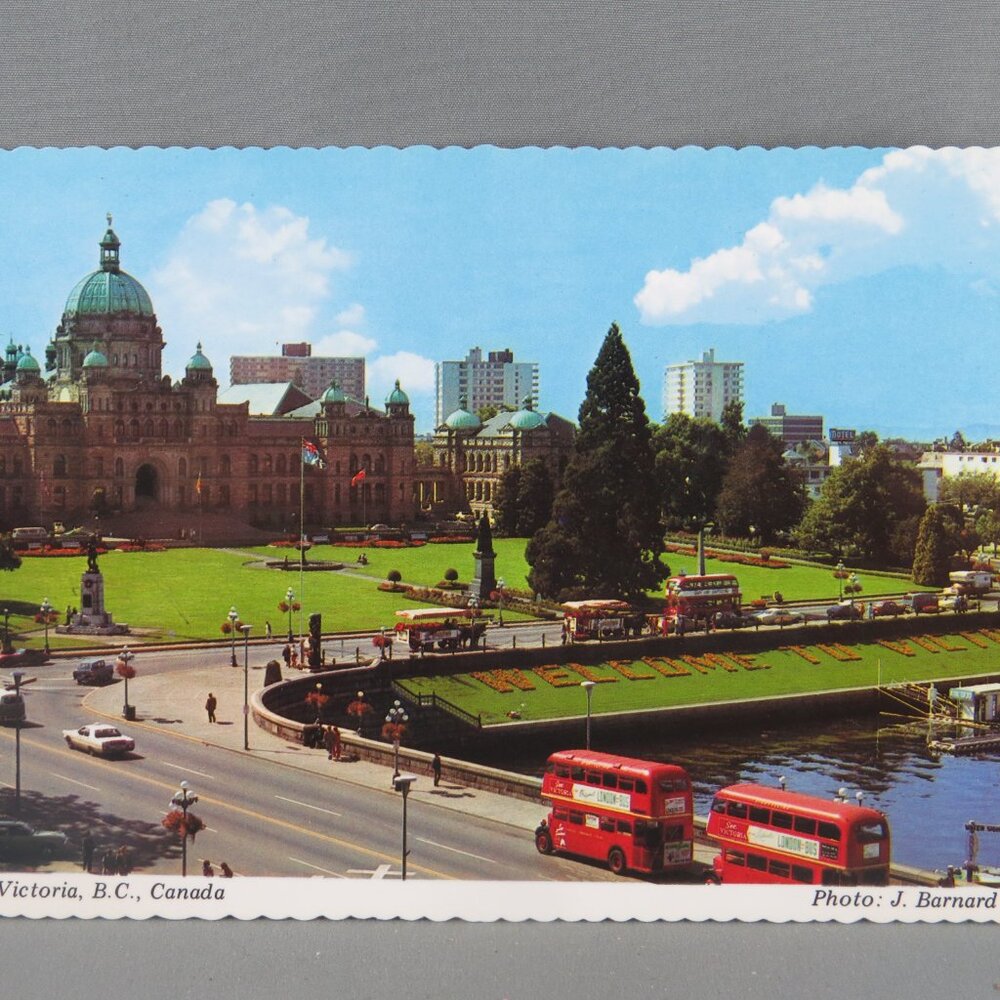Vintage Postcard - Inner Harbour Victoria Canada - Peacock Postcards